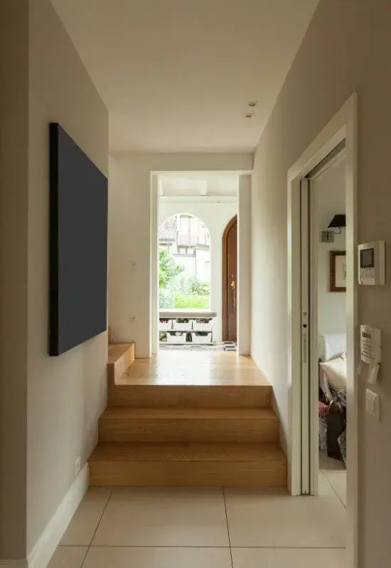 corridor 5