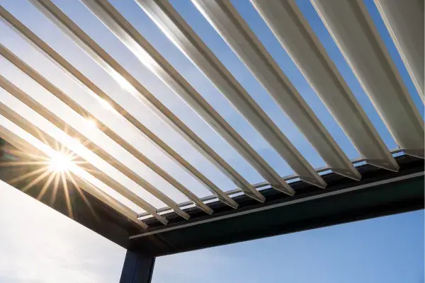Pergola nad vchodové dvere